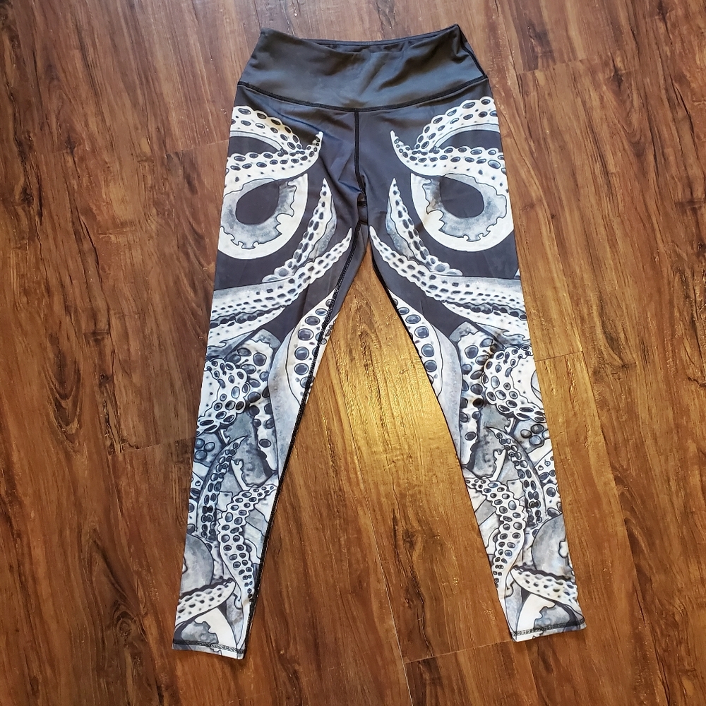 Tentacle or octopus leggings